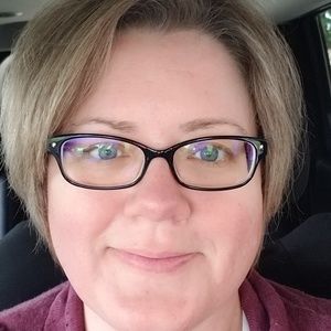 Meet your Posher, Pam